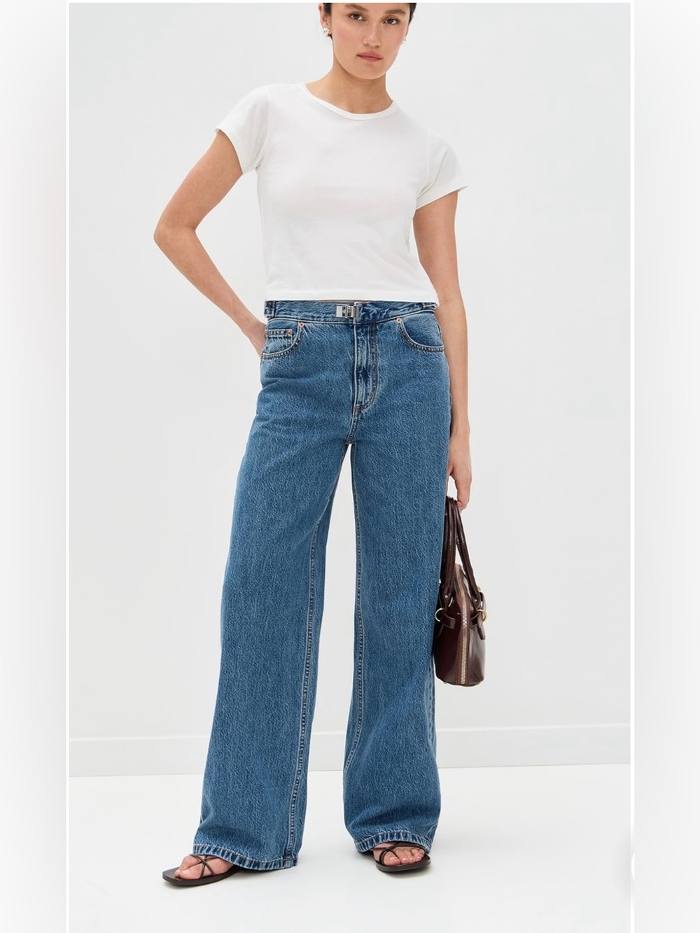 Still Here New York Buckle Jean in Classic Blue size 28
